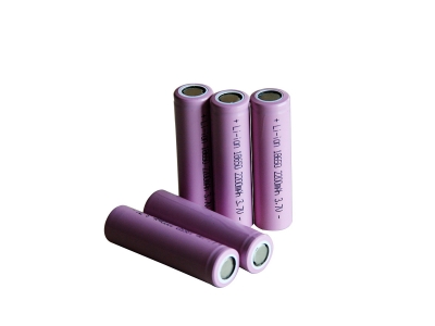  3.7V 2200mAh 18650 Rechargeable Lithium Ion Battery